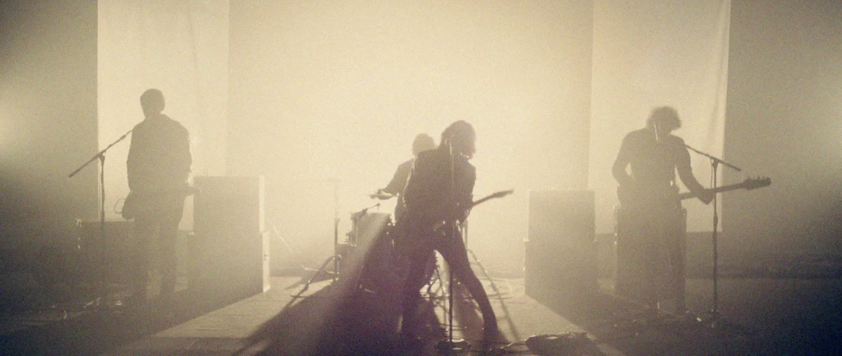 Catfish and the Bottlemen: Homesick